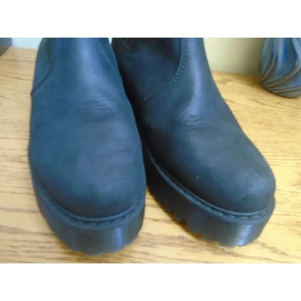Dr. Martens Women's Rometty FL Quad Platform Chelsea Black Moldova - size 9